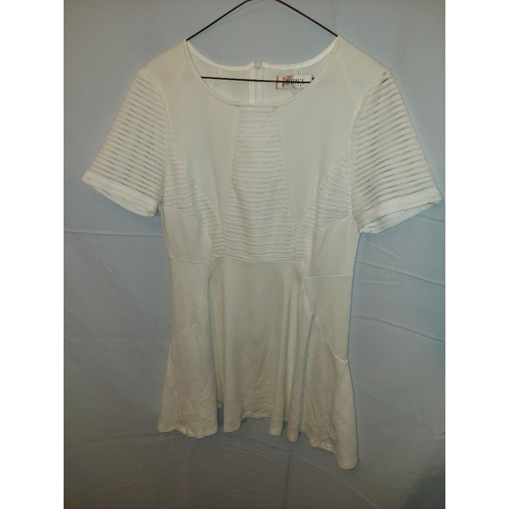 Mon's Paris White Mini Dress with ribbed designs across the top Size L